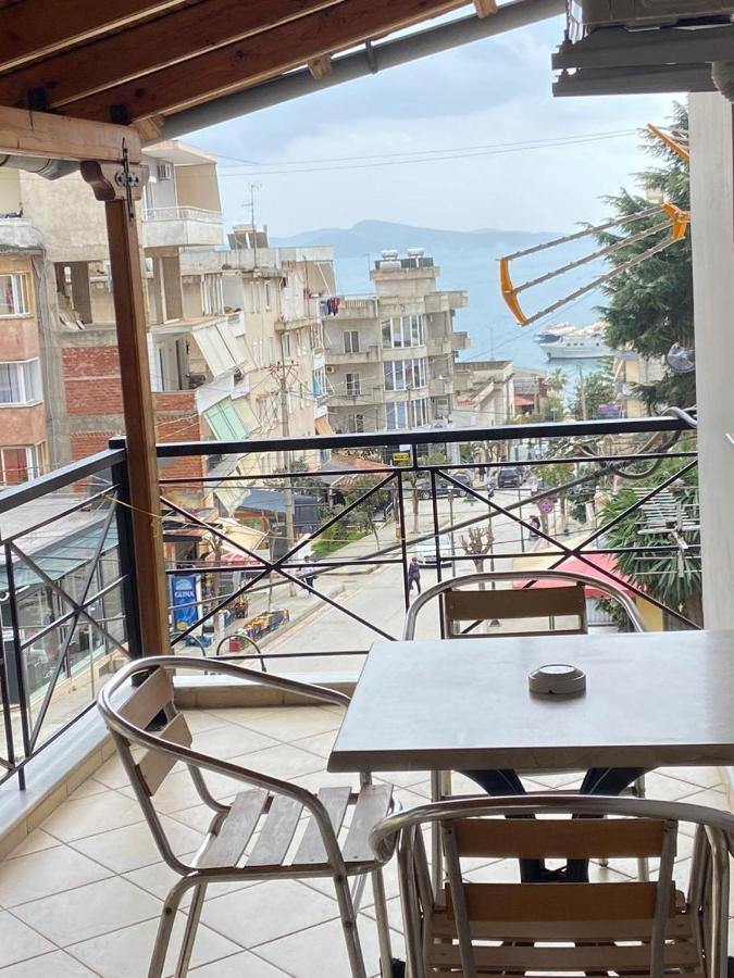 Hotel Lili Sarandë Esterno foto