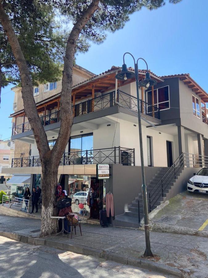 Hotel Lili Sarandë Esterno foto